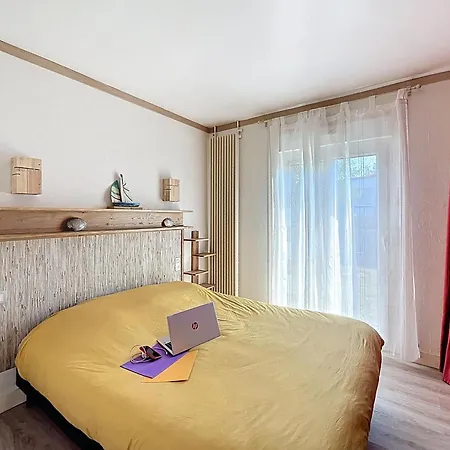 Дом отдыха Maison De A 350m De La Avec Jardin, Veranda Et Wi-fi Gratuit - Fr-1-361-525 *